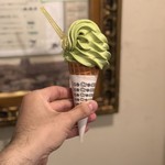 ジェラテリア アクオリーナ - 抹茶のジェラートソフト（620円）税込