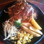 レッフェル - デミグラスソースハンバーグ