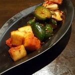 ホルモンバルヤマト - キムチ盛合せ