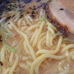 めんや銀角亭 - 黄色の縮れ太麺ｗ