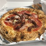 ピッツェリア ダ チーボ - ホタルイカと玉ねぎのピザ