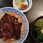 十一八 - 上うなぎ丼