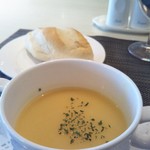 Sanshie Ro - スープ＆パン