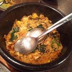 杏樹亭 岸根店 - 石焼ピビンバ1000円