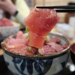 魚党 - 生本マグロづくし丼1800円