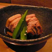 霞町三◯一ノ一 - 豚角煮