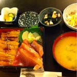 Sakanadokoro Maruten - 煮穴子と、メジマグロの大トロ中トロ生ホタテ定食でした。煮穴子が柔らかくて優しい味でほんとにおいしかったです。