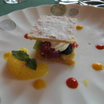 メインダイニングルーム 三笠 - ランチコース　2011/7