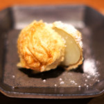 立場割烹 SSAW - 三色鯛の焼き込み飯 1000円 の新じゃがの天ぷら