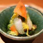 立場割烹 SSAW - 三色鯛の焼き込み飯 1000円 の塩麹のお新香