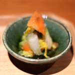 立場割烹 SSAW - 三色鯛の焼き込み飯 1000円 の塩麹のお新香