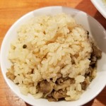 麺屋 六感堂 - 牛バラ肉と生山椒の炊き込みご飯