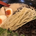 一成 - バリカタの細麺