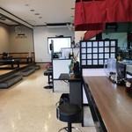一成 - 店内をパシャ
      平日の１４時２０分