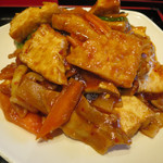 永利 - 揚げ豆腐と野菜の辛味炒め　※日替りランチ