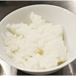 麺屋 愛心 - ランチサービスの半ライス。麻婆にはマスト！