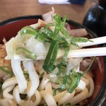 うどんの小麦冶 - こうやって食うんです