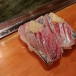 浅野寿司 - 追加のアジ