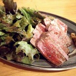 メシサカバ  トム家 - 牛たたきサラダ