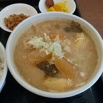 吉田とん汁店 - 