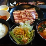 安楽亭 川崎生田店 - 