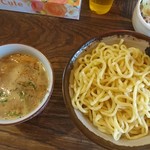 桔梗 - 辛つけ麺　大盛り　と　ミニチャーシュー丼(18-06)