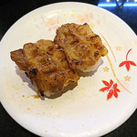 回し寿司 活 活美登利 - 豚カルビ (タレ)