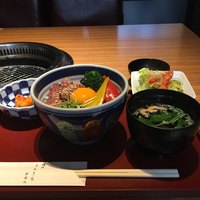 焼肉 しんうち 神楽坂 - 