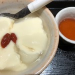 麺屋一燈 - ナチュラルとうふスイーツ仕立て ジンジャー&ハニーシロップがけ