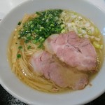 麺屋 菜々兵衛 - あっさり鶏塩ラーメン(税込800円)