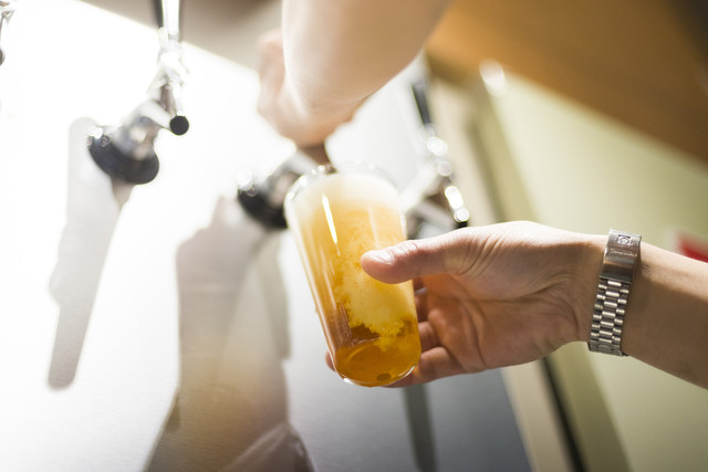 Tap Growler タップアンドグロウラー 下北沢 ビアバー 食べログ