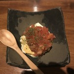 焼肉 牛者 - 豆腐の和牛トマトソース。
      美味し。