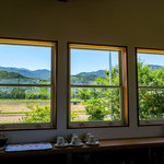 でん - カウンター席に座るとこんな景色が・・・。