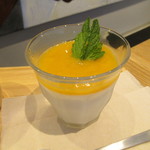 Bread & Coffee by MOTOTECA