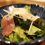 天ぷらスタンド KITSUNE - ちりめん山椒とネギのサラダ