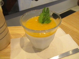 Bread & Coffee by MOTOTECA