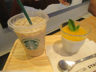 Bread & Coffee by MOTOTECA