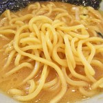 浅壱家 - 麺はプリッとした食感。