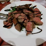 イタリアンバル AMIGO - 牛赤身肉のロースト〜バルサミコソース〜