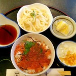 三幸 - 鮭といくらの親子丼＆うどん 860円