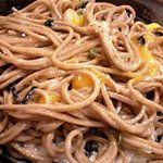 和食堂 花綴 - 鉄板蕎麦を混ぜたところ