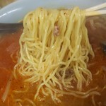 中華処 香香 - 真っ赤っか麺の麺