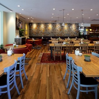 店内貸切可能！結婚式の２次会など、ぜひご利用下さい♪