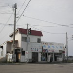 みはらし亭 - 冷やしラーメン200円の看板がありました。シーズン前なので安いです。(2011.07)