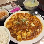 マダムリン 台北 - 麻婆豆腐定食 750円。