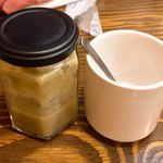 東京ミート酒場 - 自家製ハラペーニョソース