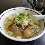 ラーメン一刻 - 牛骨ラーメン塩