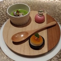 ラ・ベ - 