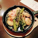 ビストロ プチ - \2,000のコース、エビのオイル煮