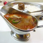 かれーの店 うどん  - 6月の初夏の夜かれー(1000円)+かれーたまご(100円)